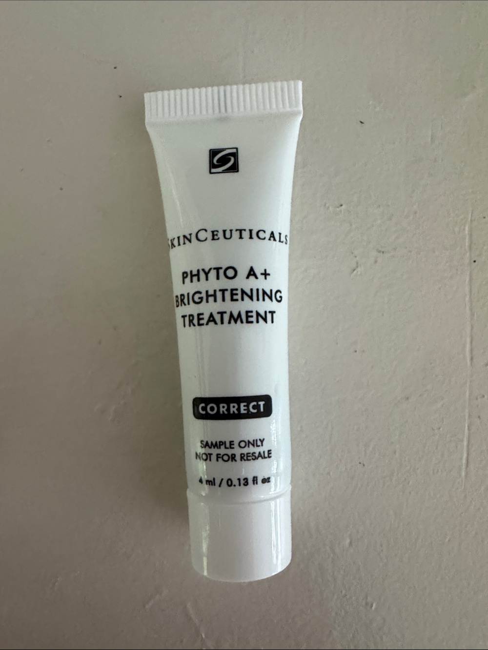 SkinCeuticals Phyto A+ Brightening Treatment Tube - White